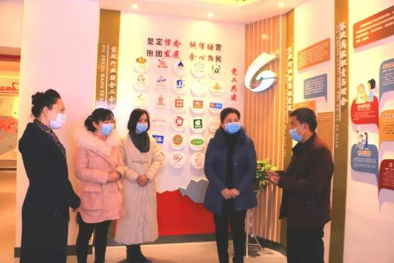 桂林市妇联主席徐熔率队到桂林市家政行业联合会开展复工调研