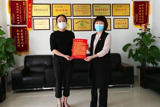 贵港市妇联主席陈晓军率队到贵港市女能人协会会员企业开展走访活动