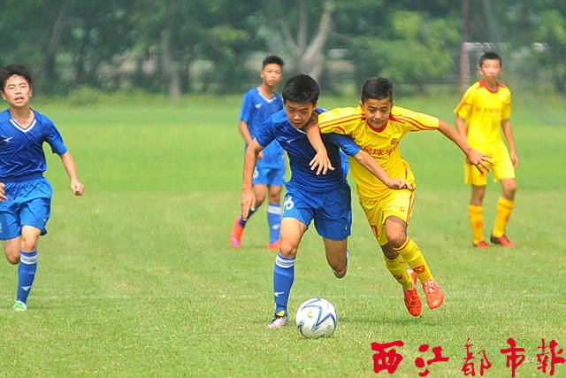 全国青少年男子足球联赛U15预赛在梧举行