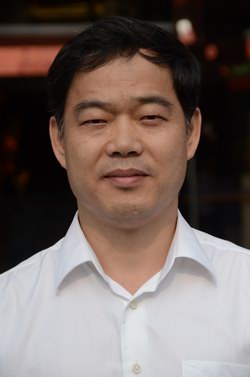 龙胜县委书记唐天生