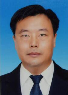 县委书记:刘飞国
