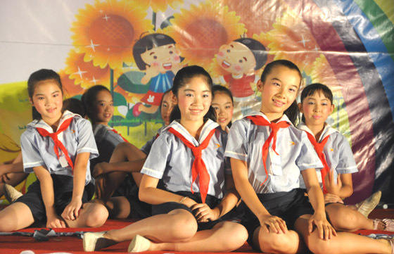 凭祥举办庆祝六一国际儿童节文艺晚会