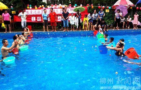 桂景湾社区开展水上亲子活动